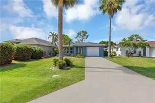 851 98th Ave N, Naples, FL 34108 - Photo 32