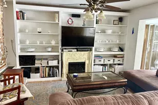 2305 SE 16th St, Cape Coral, FL 33990 - Photo 10