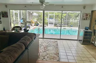 2305 SE 16th St, Cape Coral, FL 33990 - Photo 6