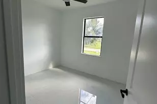 849 Wolverine St E, Lehigh Acres, FL 33974 - Photo 12