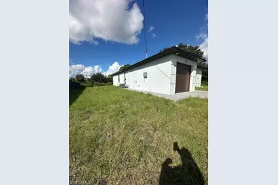 849 Wolverine St E, Lehigh Acres, FL 33974 - Photo 4
