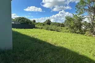 849 Wolverine St E, Lehigh Acres, FL 33974 - Photo 6