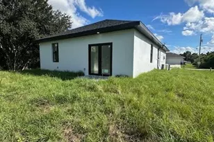 849 Wolverine St E, Lehigh Acres, FL 33974 - Photo 8