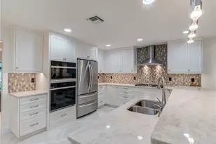 918 Limpet Dr, Sanibel, FL 33957 - Photo 16
