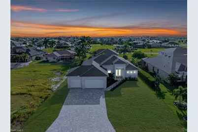821 NW 37th Pl, Cape Coral, FL 33993 - Photo 2