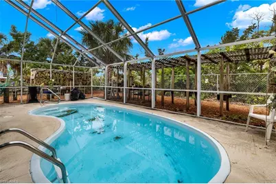 1625 Serenity Ln, Sanibel, FL 33957 - Photo 4