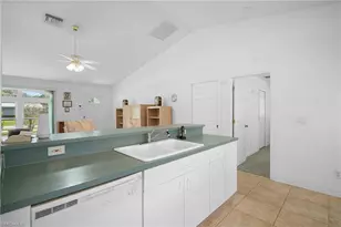 2932 Holly Rd, Fort Myers, FL 33901 - Photo 16