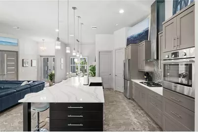 528 SE 14th Ter, Cape Coral, FL 33990 - Photo 10