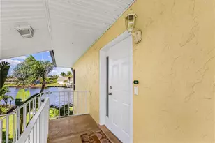 1911 SE 40th Terrace, Cape Coral, FL 33904 - Photo 30