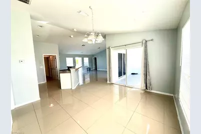 2911 40th St SW, Lehigh Acres, FL 33976 - Photo 6