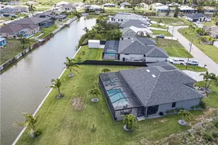 1833 SW 11th Terrace, Cape Coral, FL 33991 - Photo 34