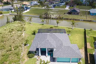 1833 SW 11th Terrace, Cape Coral, FL 33991 - Photo 32