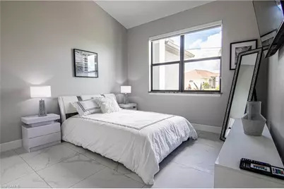 1833 SW 11th Ter, Cape Coral, FL 33991 - Photo 16
