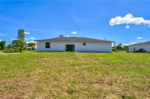 752 Cardinal St E, Lehigh Acres, FL 33974 - Photo 28