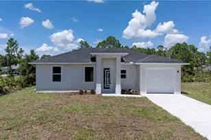 752 Cardinal St E, Lehigh Acres, FL 33974 - Photo 4