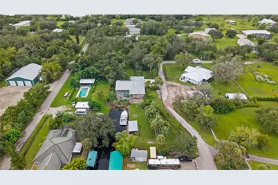 1981 Carbonata Dr, Alva, FL 33920 - Photo 46