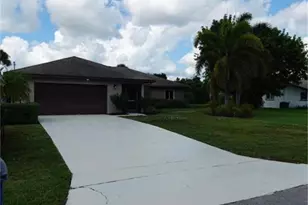 419 Robert Ave, Lehigh Acres, FL 33936 - Photo 2