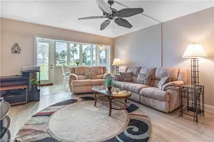 1828 Pine Valley Dr, Fort Myers, FL 33907 - Photo 1