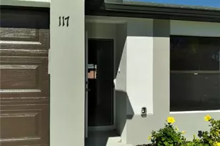 117 SE 13th St, Cape Coral, FL 33990 - Photo 2