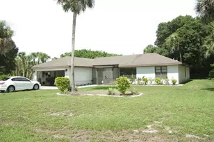 620 Robert Ave, Lehigh Acres, FL 33936 - Photo 2