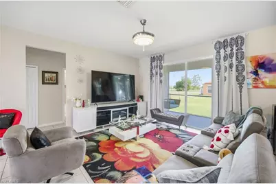 2118 NW 14th Ln, Cape Coral, FL 33993 - Photo 6