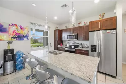 2118 NW 14th Ln, Cape Coral, FL 33993 - Photo 8