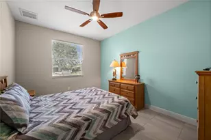 211 SE 37th Ln, Cape Coral, FL 33904 - Photo 24