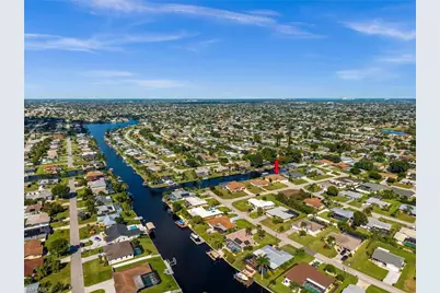 211 SE 37th Ln, Cape Coral, FL 33904 - Photo 38