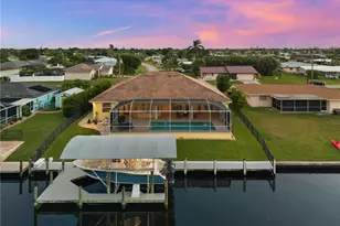 211 SE 37th Ln, Cape Coral, FL 33904 - Photo 42