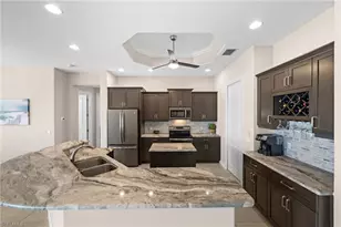 211 SE 37th Ln, Cape Coral, FL 33904 - Photo 12