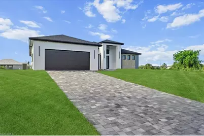 820 NW 9th St, Cape Coral, FL 33993 - Photo 2