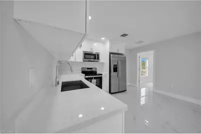 3302 39th St W, Lehigh Acres, FL 33971 - Photo 8