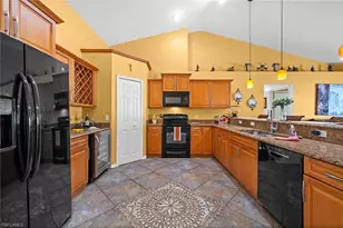 121 NE 11th Terrace, Cape Coral, FL 33909 - Photo 1