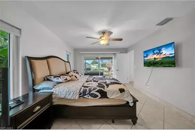 3746 SE 1st Pl, Cape Coral, FL 33904 - Photo 26