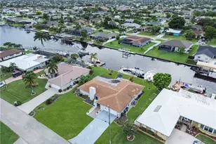 3746 SE 1st Pl, Cape Coral, FL 33904 - Photo 42