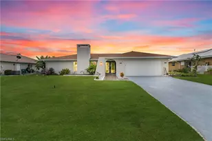 3746 SE 1st Pl, Cape Coral, FL 33904 - Photo 1