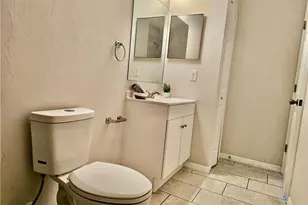 545 SE 4th Terrace, Cape Coral, FL 33990 - Photo 12