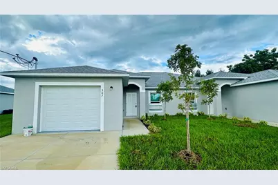 509 SE 4th Ter, Cape Coral, FL 33990 - Photo 2