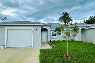 509 SE 4th Terrace, Cape Coral, FL 33990 - Photo 2