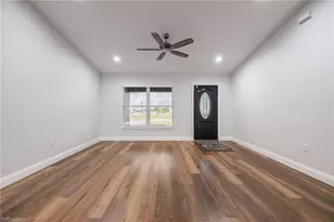 146 Plantation Dr, Labelle, FL 33935 - Photo 6