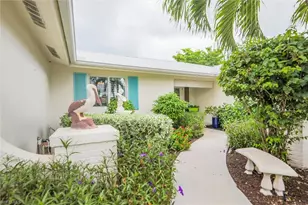 930 Lindgren Blvd, Sanibel, FL 33957 - Photo 2