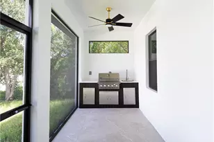 905 E 6th St, Lehigh Acres, FL 33972 - Photo 16