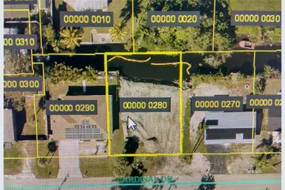 65 Cardinal Dr, North Fort Myers, FL 33917 - Photo 1