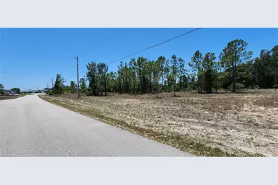 318 Petite Ave, Lehigh Acres, FL 33974 - Photo 2