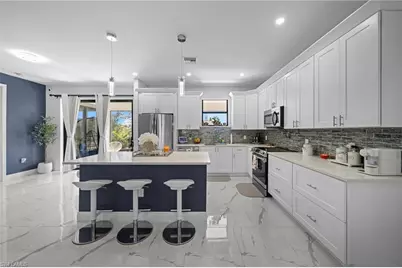 3713 25th St SW, Lehigh Acres, FL 33976 - Photo 10