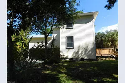 16990 Laurelin Ct, North Fort Myers, FL 33917 - Photo 38