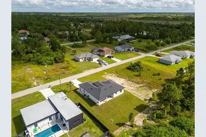 1238 County St E, Lehigh Acres, FL 33974 - Photo 28