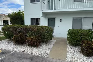 215 SE 15th Pl, Cape Coral, FL 33990 - Photo 22