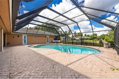 1860 Marina Cir, North Fort Myers, FL 33903 - Photo 32