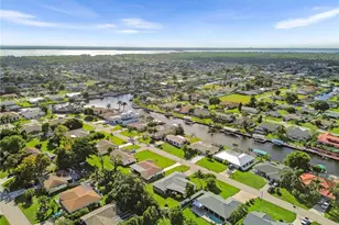 2014 SE 12th Terrace, Cape Coral, FL 33990 - Photo 32